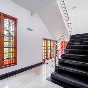 Super Townhouse Center Ernakulam 3* Kochi